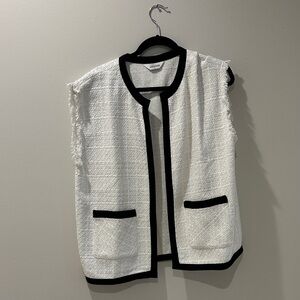 Storets White Textured Vest with Black Edging